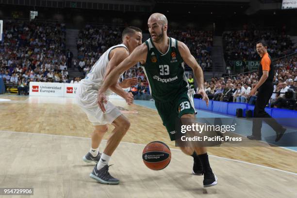 Nick Calathes , #33 of Panathinaikos in action during the 2017/2018 Turkish Airlines Euroleague Play Offs Game 3 between Real Madrid and...