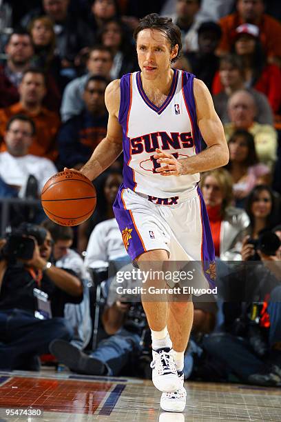 Steve Nash of the Phoenix Suns brings the ball up court against the Los Angeles Lakers during the game on December 28, 2009 at the US Airways Center...