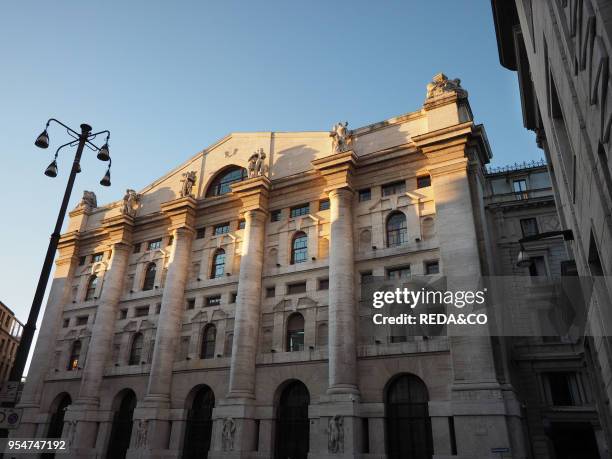 Piazza Affari square, Italian Stock Exchange palace, Mezzanotte palace, Milan, Lombardy, Italy, Europe.