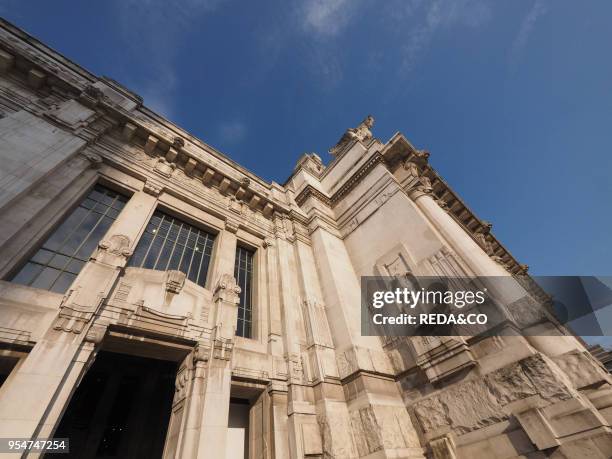 Stazione Centrale, Central railway station, Milan, Lombardy, Italy, Europe.