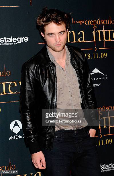 Actor Robert Pattinson attends 'Twilight Saga: New Moon' fans event, at Palacio de Vistalegre on November 12, 2009 in Madrid, Spain