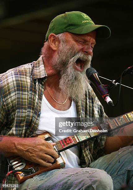 Seasick Steve performs on stage on day one of The Falls Festival 2009 held in Otway rainforest on December 29, 2009 in Lorne, Australia.