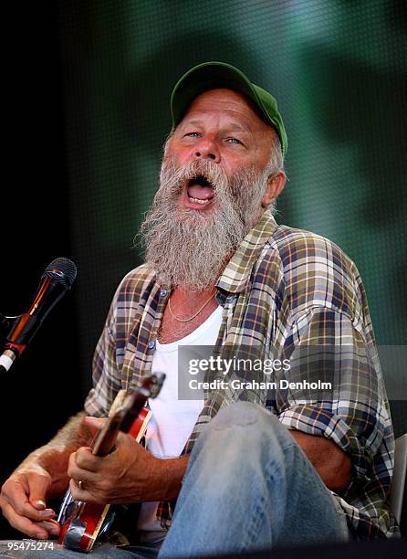 Seasick Steve performs on stage on day one of The Falls Festival 2009 held in Otway rainforest on December 29, 2009 in Lorne, Australia.