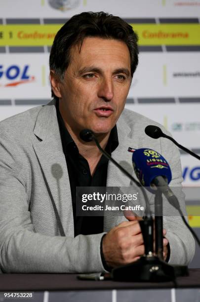 Coach of Amiens SC Christophe Pelissier answers to the media following the Ligue 1 match between Amiens SC and Paris Saint Germain at Stade de la...