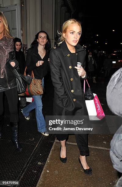 Lindsay Lohan and Ali Lohan seen leaving Intermix in SoHo on December 28, 2009 in New York City.