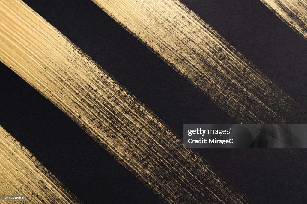 Gold Colored Thick Strokes Pattern