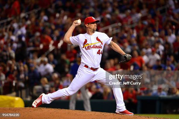 Luke Gregerson of the St. Louis Cardinals pitches during the eighth inning against the Chicago Cubs at Busch Stadium on May 4, 2018 in St Louis,...