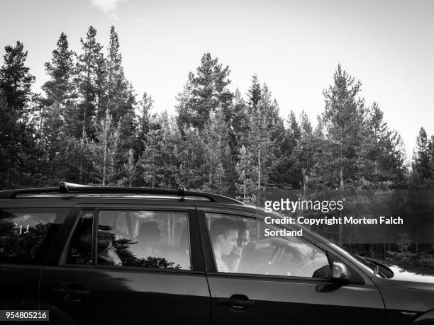 station wagon by the edge of the road - hemsedal stock pictures, royalty-free photos & images