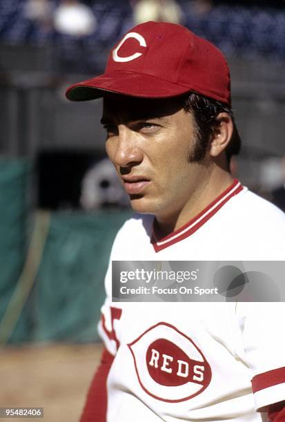 S: Catcher Johnny Bench of the Cincinnati Reds during a MLB baseball game circa 1970's at Riverfront Stadium in Cincinnati, Ohio. Bench Played for...