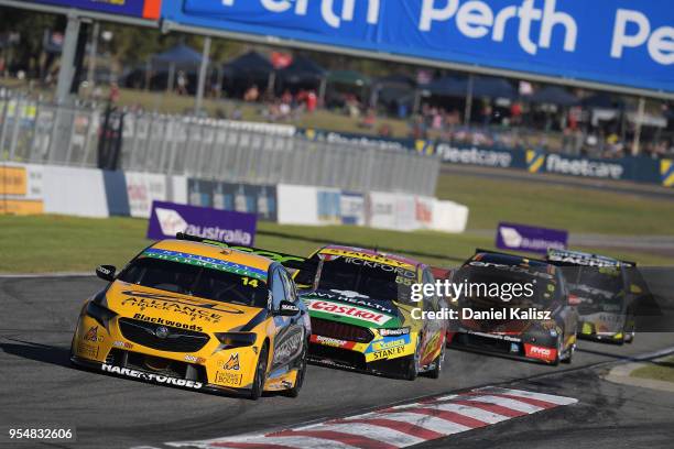 Freightliner Racing 2,030 Freightliner Stock Photos, High-Res Pictures, and Images - Getty ...