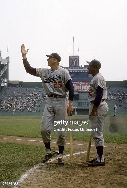 First Baseman Frank Howard and Don Demeter of the Los Angeles Dodgers before a Major League Baseball game circa mid 1960's. Howard played for the...