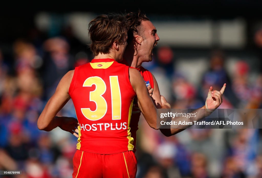 AFL Rd 7 - Western Bulldogs v Gold Coast