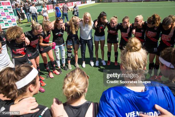 Players of Amsterdam Dames 1 during the Hoofdklasse Women match between Amsterdam v Oranje Rood at the Wagener Stadium on May 5, 2018 in Amsterdam...