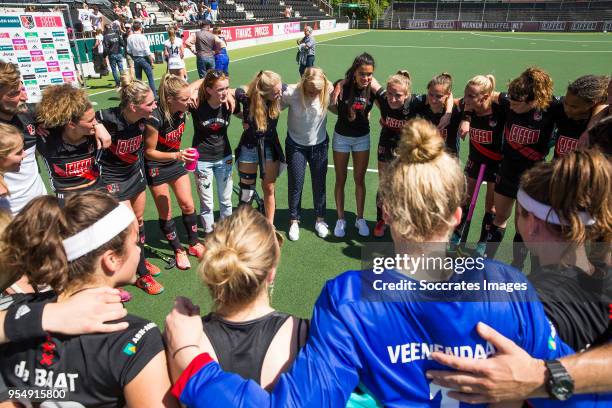 Players of Amsterdam Dames 1 during the Hoofdklasse Women match between Amsterdam v Oranje Rood at the Wagener Stadium on May 5, 2018 in Amsterdam...