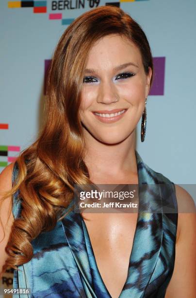 Joss Stone arrives for the 2009 MTV Europe Music Awards held at the O2 Arena on November 5, 2009 in Berlin, Germany.