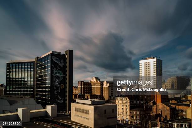 leeds skyline - leeds cityscape stock pictures, royalty-free photos & images