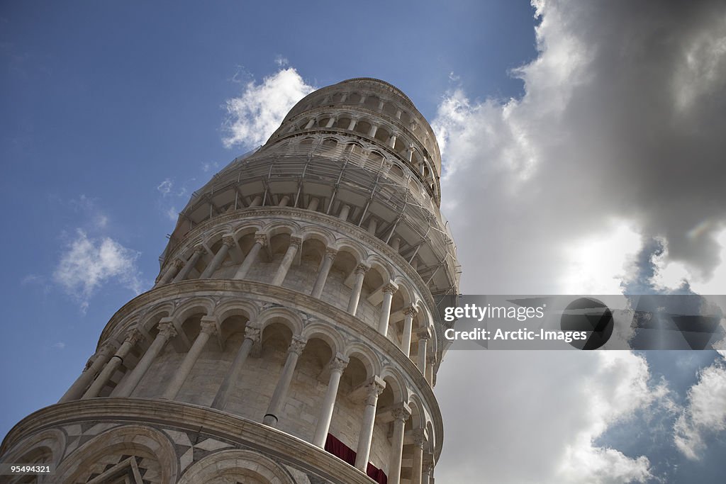  Leaning tower of Pisa, Tuscany, Italy