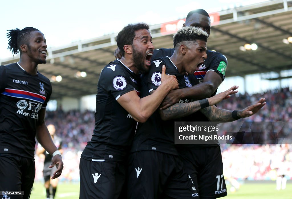 Stoke City v Crystal Palace - Premier League