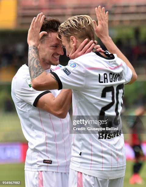 Antonino La Gumina of US Città di Palermo celebrates after scoring the opening goal during the serie B match between Ternana Calcio and US Citta di...