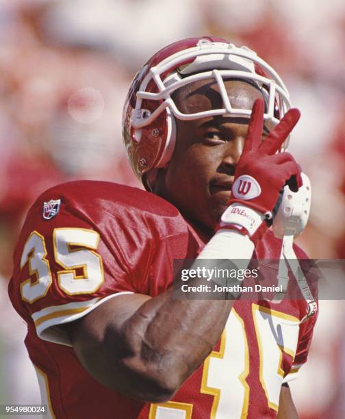 White Defensive Back 2,478 Kansas City Chiefs V New York Giants Photos & High Res Pictures ...