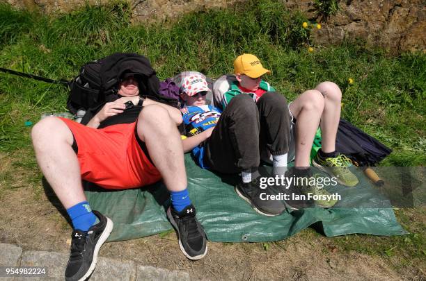 Spectators line the route up the iconic Sutton Bank during the third stage of the Tour de Yorkshire cycling race on May 5, 2018 in Thirsk, United...