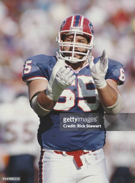 John Davis, Guard Tackle for the Buffalo Bills during the American Football Conference East game against the Chicago Bears on 29 September 1991 at...