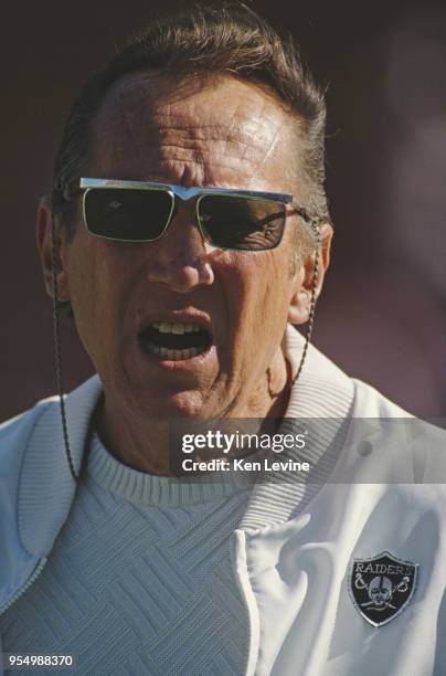 Al Davis principal owner and general manager of the Oakland Raiders during the American Football Conference West game against the Denver Broncos on 3...