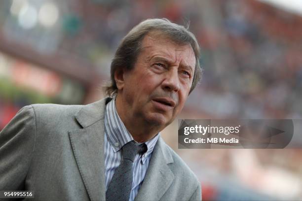 Lokomotiv Moscow head coach Yuri Semin looks on during the Russian Football League match between FC Lokomotiv Moscow and FC Zenit Saint Petersburg at...