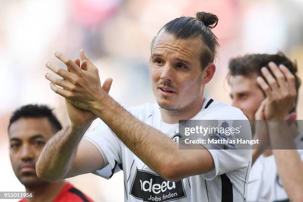 Alexander Meier of Frankfurt applauds after the Bundesliga match between Eintracht Frankfurt and Hamburger SV at Commerzbank-Arena on May 5, 2018 in...