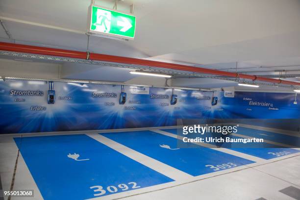 Electric charging station/electric filling station in a Bonn underground car park. Photo on the topics electric cars, electric charging station,...