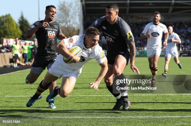 Jimmy Gopperth of Wasps scores his team's fifth try during the Aviva Premiership match between Newcastle Falcons and Wasps at Kingston Park on May 5,...