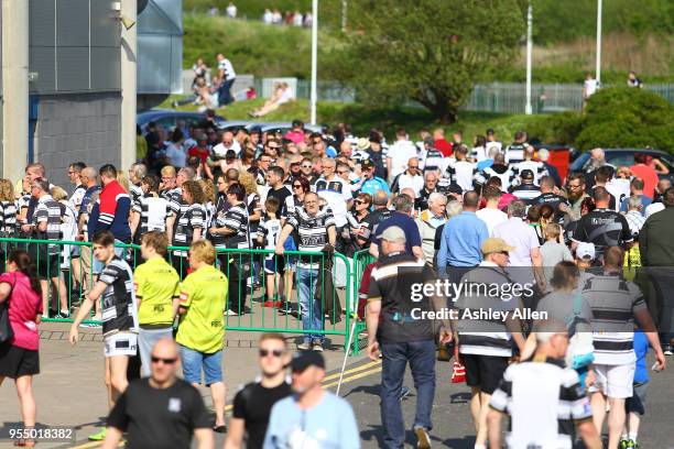 Fans of Hull FC stream into the KCOM Stadium ahead of the Betfred Super League match between Hull FC and Castleford Tigers at KCOM Stadium on May 5,...