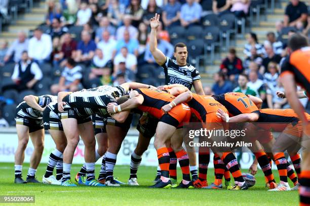 Hull FC and Castleford Tigers scrum during the Betfred Super League match between Hull FC and Castleford Tigers at KCOM Stadium on May 5, 2018 in...