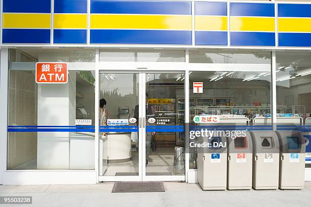 front view of convenience store - loja de conveniencia imagens e fotografias de stock