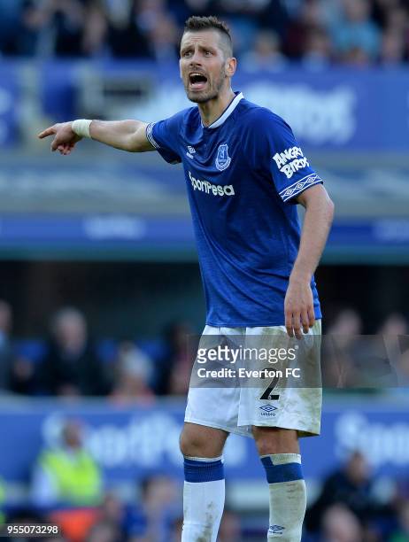 Morgan Schneiderlin of Everton in action during the Premier League match between Everton and Southampton at Goodison Park on May 5, 2018 in...