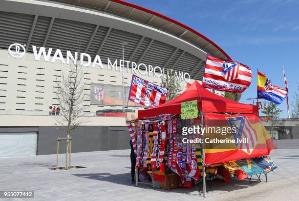 Atletico Madrid flags prior to the UEFA Europa League Semi Final second leg match between Atletico Madrid and Arsenal FC at Estadio Wanda...