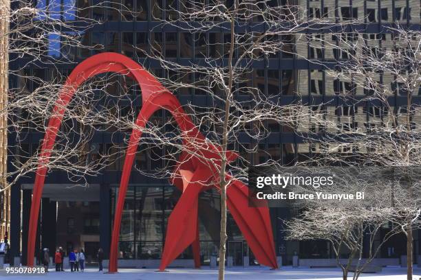 flamingo at federal plaza - chicago sculpture stock pictures, royalty-free photos & images