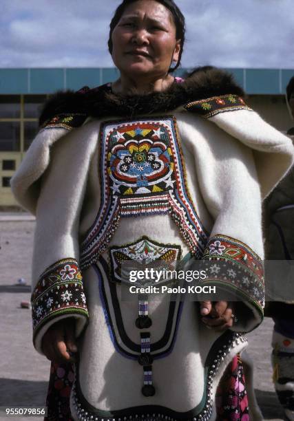 Portrait d'une femme Inuit à Pond Inlet, dans le Nunavut, en 1975, Canada.