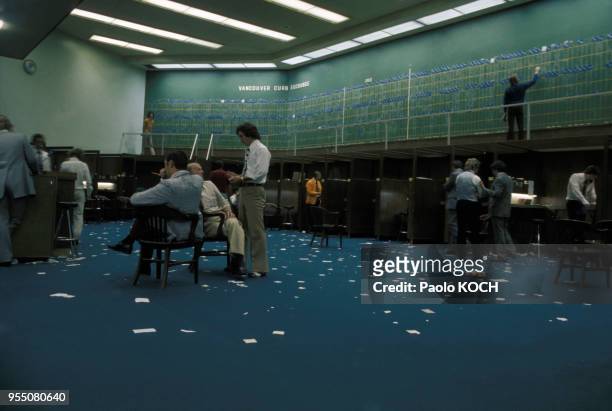 Stock exchange de la bourse de Vancouver, en Colombie Britannique, en 1975, Canada.