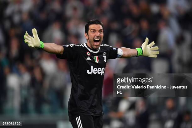 Juventus goalkeeper Gianluigi Buffon celebrates the victory at the end of during the serie A match between Juventus and Bologna FC at Allianz Stadium...