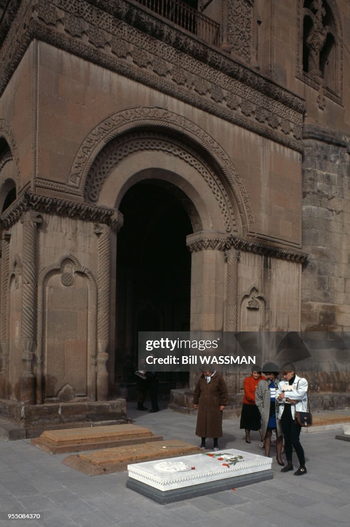 Tombe d'un catholicos arménien à Etchmiadzin