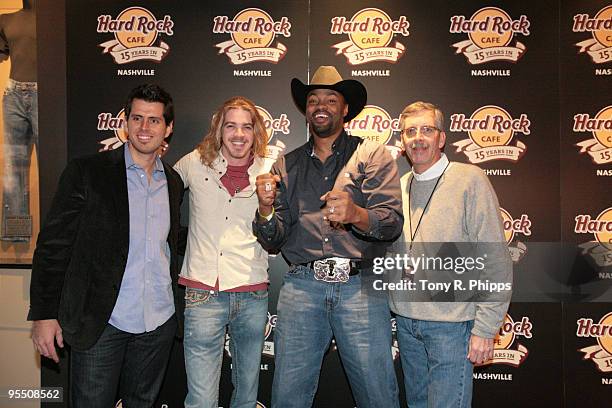 Alex Merchan 114 Butch Spyridon Stock Photos, High-Res Pictures, and Images - Getty ...