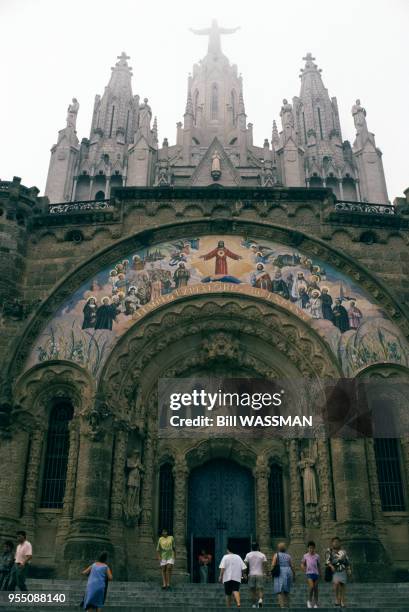 Eglise du Sagrat Cor sur le mont Tibidabo à Barcelone, en novembre 1989, Espagne.