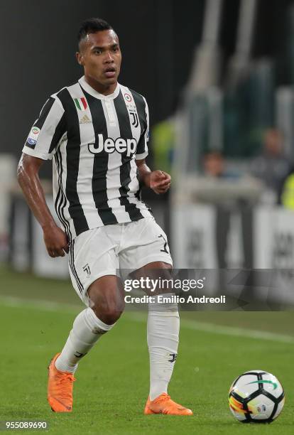 Alex Sandro of Juventus FC in action during the serie A match between Juventus and Bologna FC at Allianz Stadium on May 5, 2018 in Turin, Italy.