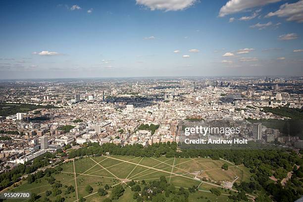 aerial hyde park, park lane, mayfair, london - mayfair london stock pictures, royalty-free photos & images