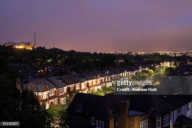 environmental street lighting no light pollution - london pollution stock pictures, royalty-free photos & images