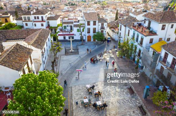 albaicin district old town - albaicín stock pictures, royalty-free photos & images