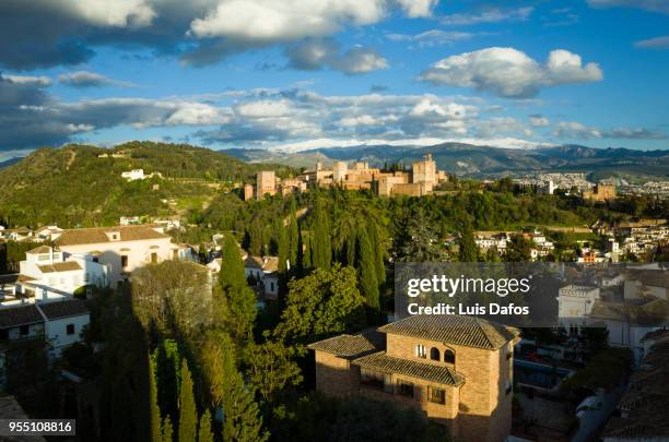 alhambra palace and albaicin district overview - albaicín stock pictures, royalty-free photos & images