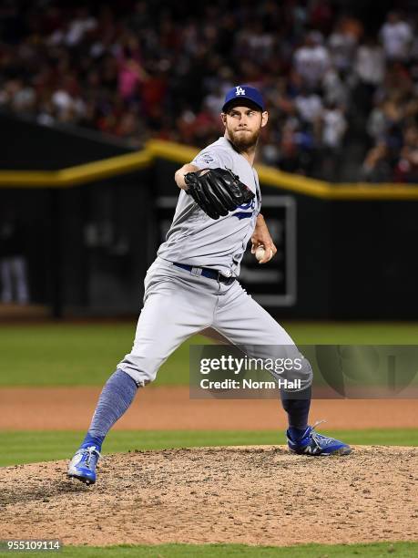 Tony Cingrani of the Los Angeles Dodgers delivers a pitch against the Arizona Diamondbacks at Chase Field on May 2, 2018 in Phoenix, Arizona.