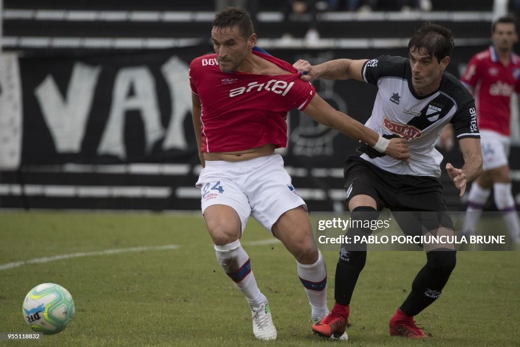 FBL-URUGUAY-NACIONAL-DANUBIO-CHAMPION